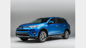 라브4 하이브리드 3월 출시 ‘연비 13.0km/ℓ, 친환경차 공략’