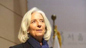 라가르드 사실상 연임확정, IMF 수장 5년 더…단독 후보 등록