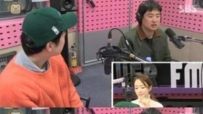 ‘씨네타운’ 안재홍, “친한 사람들은 편한데 낯가림이 있다”