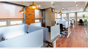 [토요경제]좌석 몇 개만 임차하기도… 전기-통신료 부담도 없어 인기