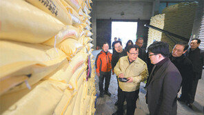 정부양곡창고 찾은 이동필 장관