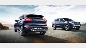 기아車, 유럽 현지서 신차 3종 공개…소형 SUV 니로 등 첫 선