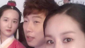 런닝맨 김가연, 딸·임요환과 가족사진 공개 “온가족 출동”