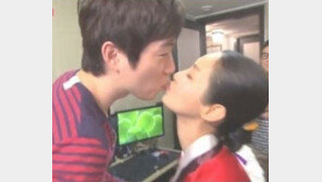 런닝맨 김가연, 포커대회서 11등… 남편 임요환은 2등