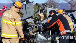 [속보]춘천서 육군 헬기 추락…탑승자 3명 치료 중 사망 