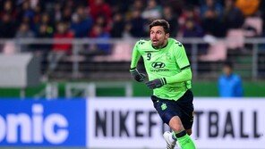 ‘에두-전북 가계약’ 경쟁 몰린 용병 3총사<레오나르도·루이스·로페즈>