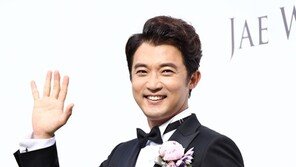 [연예 뉴스 스테이션] 안재욱·최현주 부부 득녀 “건강히 잘 키울 것”