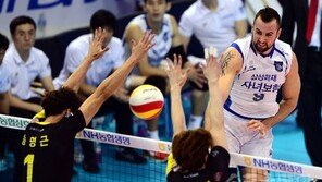 서브 살아난 삼성화재, OK저축銀 3-2 제압