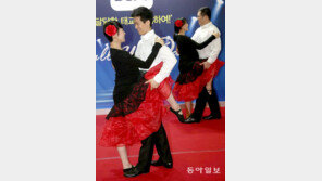 예비 엄마 아빠 ‘탱고 태교’