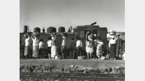 서민 애환 간직한 1960년대 수인선…원로 사진작가 김영수 전시회