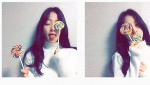 ‘내딸 금사월’ 송하윤, 일상 미모 보니…사탕 들고 ‘청순미 폴폴’