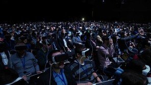 갤럭시S7 엣지를 손에 쥐어보니…가장 자신있는 기능은 ‘이것’