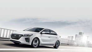 [CAR]산뜻한 디자인에 운전재미 만끽… 하이브리드 새 역사 쓴다 