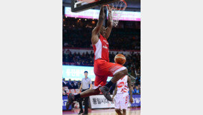 사이먼, 정규리그 끝나기 무섭게 필리핀으로 재취업