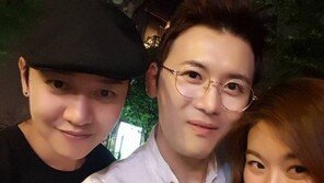 개그우먼 정지민-가수 공휘 결혼…과거 강균성과 화기애애 인증샷 ‘눈길’