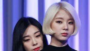 ‘컴백’ 레이디스 코드, 故리세·은비 떠올리며 눈물…“두 사람 몫까지 최선 다 하겠다” 뭉클