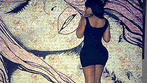 다이아몬드? 롤렉스? 그녀가 흥분한 진짜 이유는…