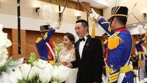 몽골인 육사 생도, 졸업식과 함께 결혼식 올린 사연은?