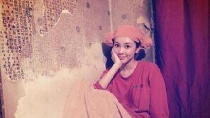 ‘슈가’ 아유미, 황정음 결혼식 참석 “든든한 존재”…황정음 “예쁘게 살 것”