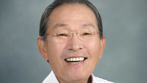 ‘데뷔 55주년 공연’ 윤항기 “70대 가수의 희망이고 싶다”