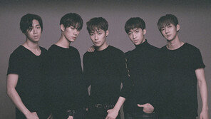 크나큰, 3일 데뷔곡 ‘노크’ 로 활동시작