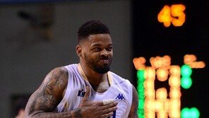 KCC “에밋을 믿어라” vs KGC “에밋을 막아라”