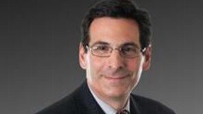 댈러스 연은 총재, 기준금리 인상에 “인내심 가져야”