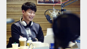 강은탁 “아버지는 영화감독…납골당에 신인상 트로피 넣어드렸다"