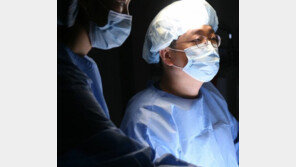 [기업&CEO]현대인의 고질병 허리디스크  ‘비수술적 통증 치료’로 싹∼ 