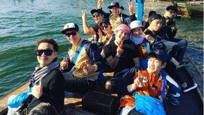 정일우 “런닝맨 본방사수”, 인증샷 보니…이다해와 ‘환한 미소’