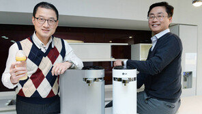 “퓨리케어 정수기는 주부들의 효자손”