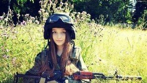 가장 예쁜 군인? 밀리터리 덕후 여성 ‘인기’