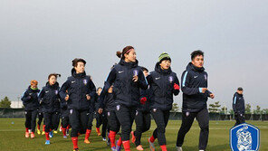 한국여자축구, 만리장성에 막혀 리우행 좌절