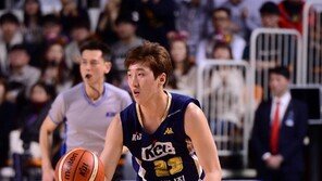 KCC 비밀병기 김민구, 식스맨 역할 톡톡