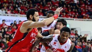 잭슨의 영리한 플레이…오리온이 먼저 웃었다