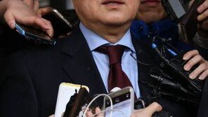 박지원 “전두환에게 정치 배운 김종인은 예의 있나”