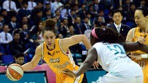 햄비 26점…KB스타즈 먼저 1승