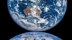 개기 일식, 우주에서 본 지구는…