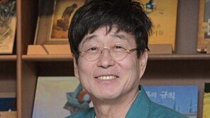 ‘책을보다’ 김창완 “책 안 읽는 나에게 좋은 기회”