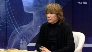 김장훈 해설 평가 나뉘어…‘재미있다’ VS ‘흐름 끊는다’