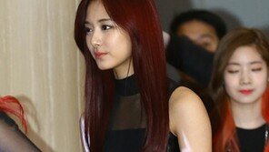 [연예 뉴스 스테이션] JYP, 트와이스 쯔위 의상 논란 공식 사과