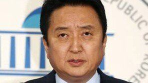 김영환 “이해찬 살아돌아올 것…문재인-김종인 짜고치기” 