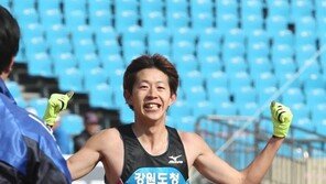 서울국제마라톤 정상 올랐던 3총사 우승 재도전…한국 최고기록 깰까