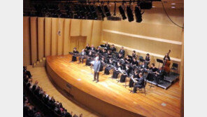 하모니카 솜씨 끝내주는 할머니·할아버지들…美카네기홀 공연이 목표?