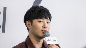 송중기의 ‘태양의 후예’?…진구도 있지 말입니다