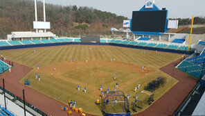 [주말기획] 삼성라이온즈파크, 관중석 87% 내야 배치…야구가 생생해진다