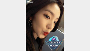 레드벨벳, ‘7월 7일’ 무대 공개 전 인증샷 “초근접샷에도 무결점 피부”