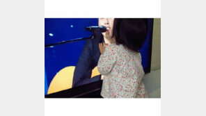 장범준 ‘유희열의 스케치북’ 출연에 딸 조아, 아빠 나오는 TV에 대고 뽀뽀 