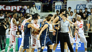 KCC-오리온, 챔프전까지 이어진 신경전