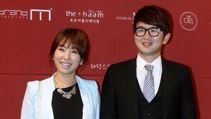 ‘양세형과 투맨쇼 DJ’ 윤형빈 “아내 정경미와 청취율 경쟁, 이길 때까지 말 안 섞어”